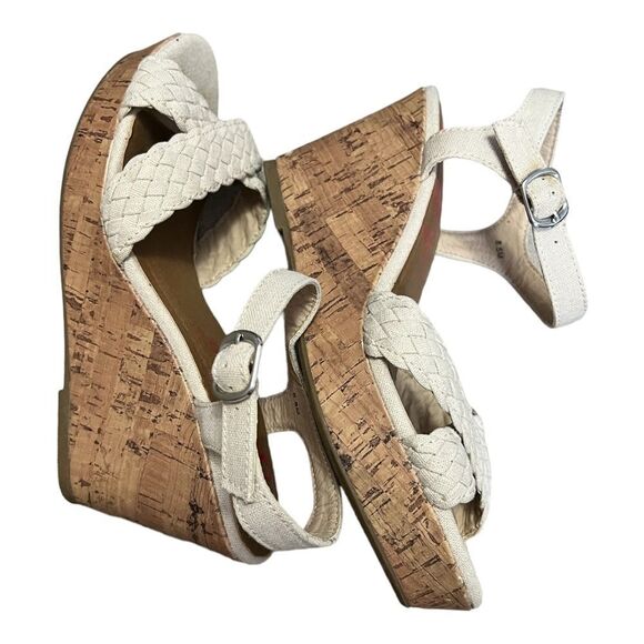 Jellypop braided canvas Panke cream colored wedge sandals size 8.5 - Picture 7 of 8